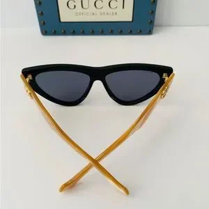 Gucci | Accessories | Authentic New Gucci Blue Cat Eye  display picture 3